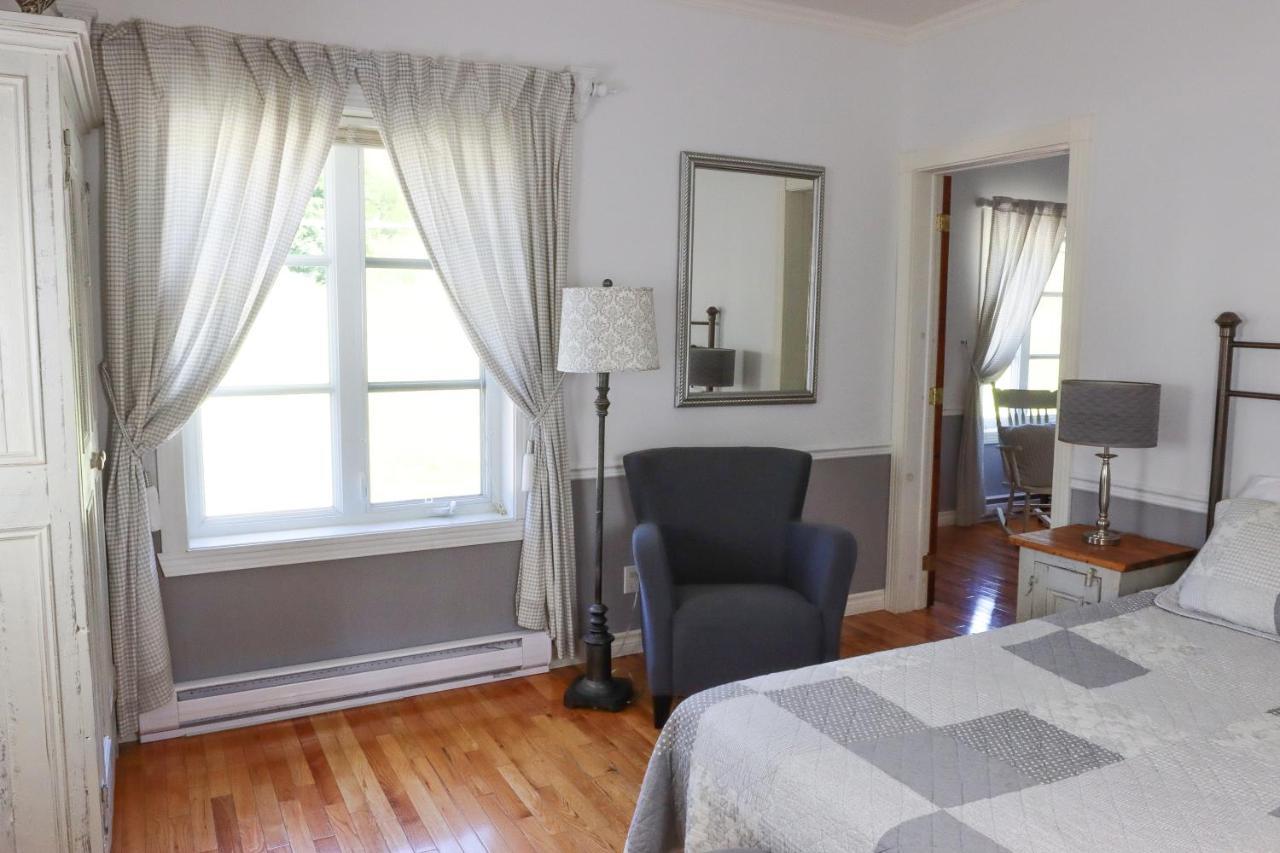 Bed & Breakfast, Gite La Princesse Des Champs Saint-Jean-de-Boischâtel Εξωτερικό φωτογραφία